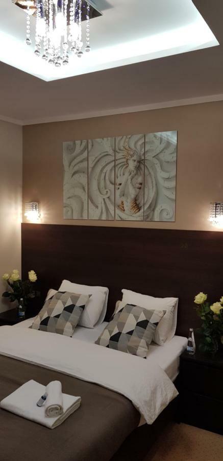 Апартаменты Apartament H&P Gold Варшава Экстерьер фото