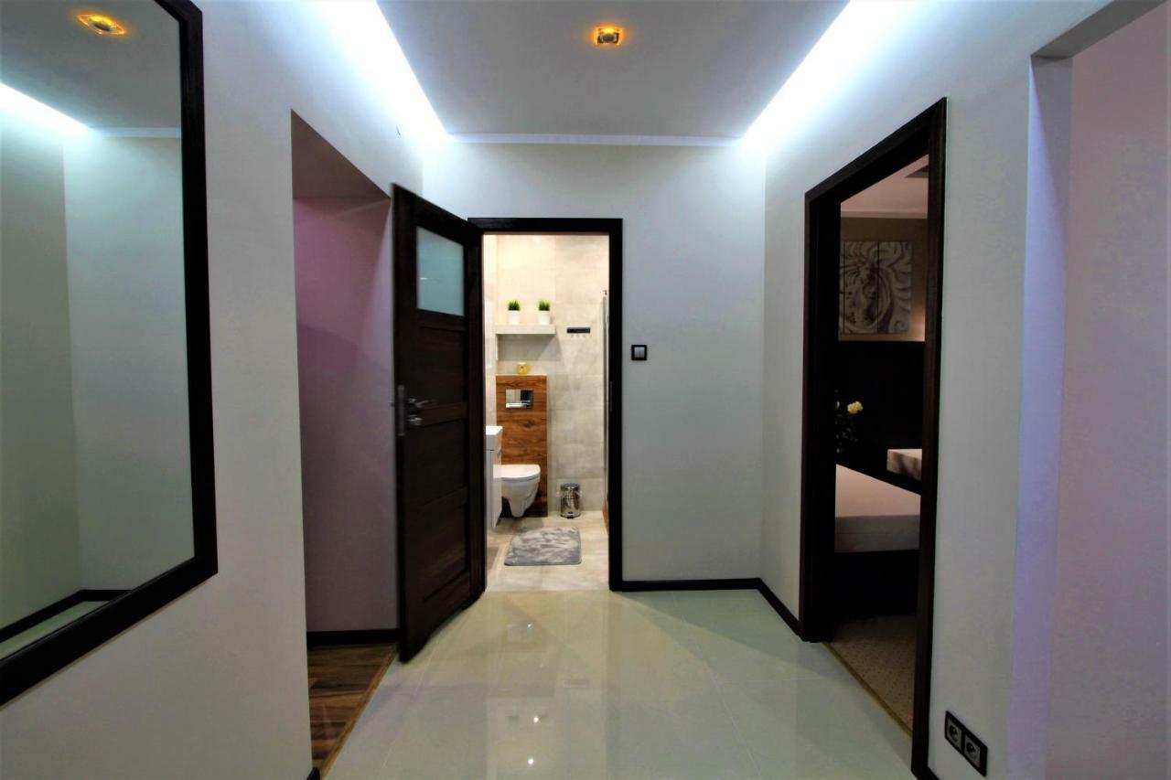 Апартаменты Apartament H&P Gold Варшава Экстерьер фото