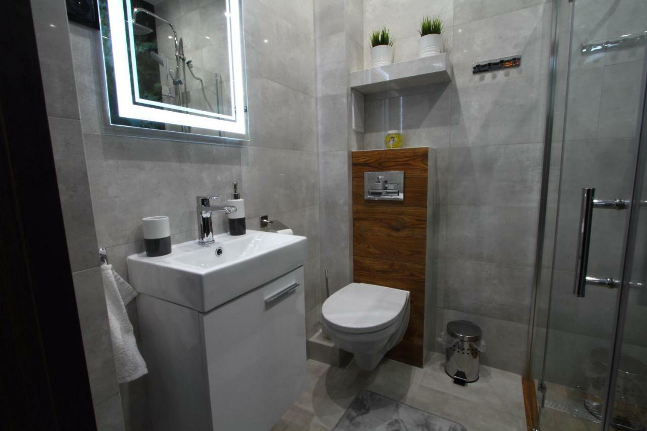 Апартаменты Apartament H&P Gold Варшава Экстерьер фото